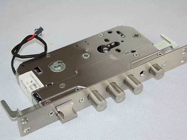 西华24小时上门开锁公司